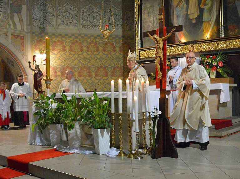 bispo diocesano aprovou o milagre eucaristico