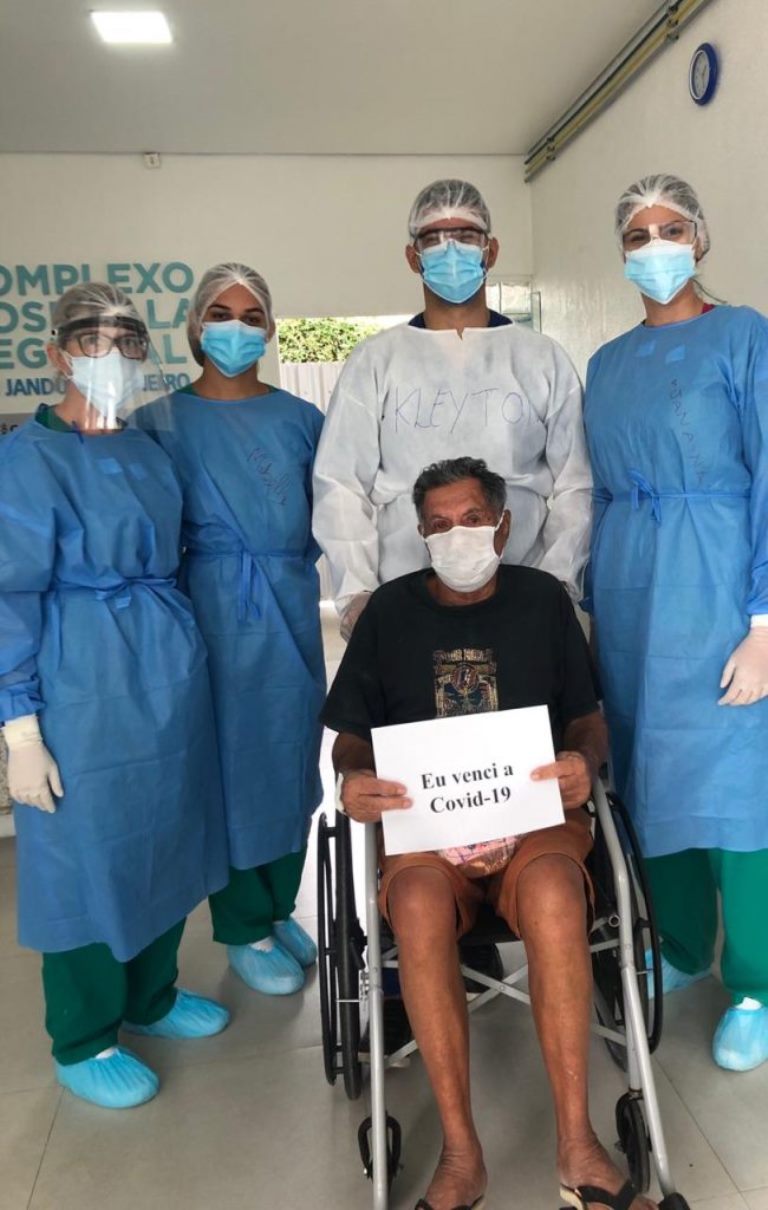Paciente cardiopata tem alta após superar enfarte e se curar do Covid-19 em Patos