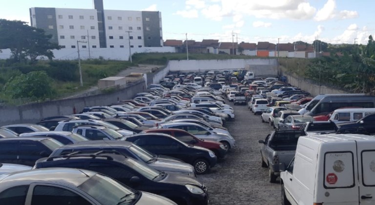 PRF realiza leilão online de 373 veículos apreendidos ou abandonados na Paraíba