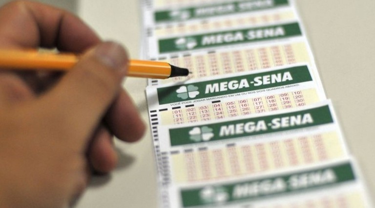 Mega-Sena acumula e pagará R$ 75 milhões no sábado