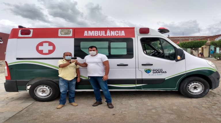 em 20 dias de governo prefeito itamar devolve 3 ambulancias para servir a populacao de poco dantas