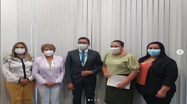 Prefeita de Uiraúna reivindica recurso junto ao FNAS em Brasília 1 prefeita de uirauna revidndica recurso ao fnas em brasilia