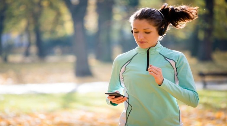 6 formas que seu celular pode prejudicar seu treino