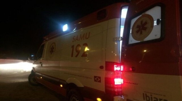 homem invade ambulancia do samu e esfaqueia condutor