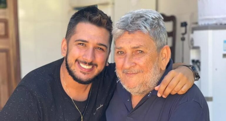 Pai e filho bombam na web com vídeos de humor gravados em casa durante pandemia