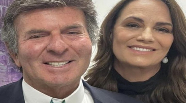 Colunista revela romance secreto entre ministro do STF e ex-modelo 1 colunista revela romance secreto entre ministro do stf e ex modelo