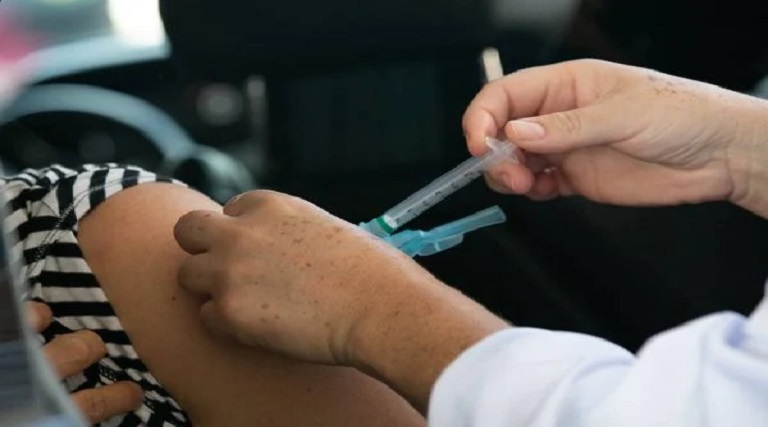 governo define prioridades na vacinacao de criancas contra a covid