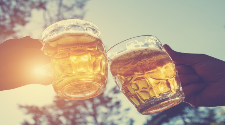 conheca-6-beneficios-da-cerveja-sem-alcool