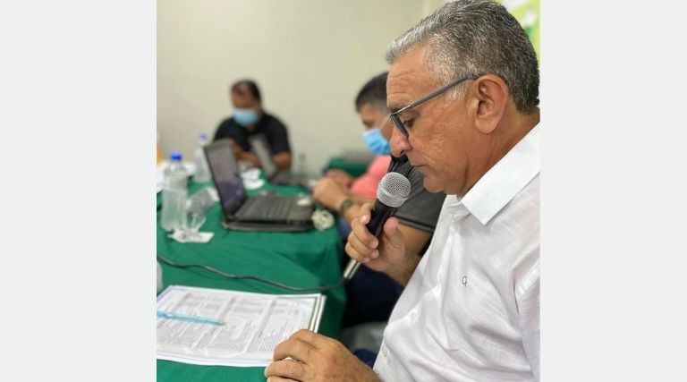 prefeito itamar moreira anuncia pagamento de reajuste no salario dos professores da rede publica municipal de poco dantas em 3324 min
