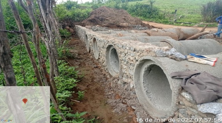 a-prefeitura-de-uirauna-atraves-da-secretaria-municipal-de-infraestrutura-esta-construindo-passagem-molhada-no-sitio-exu-e-esta-em-fase-final