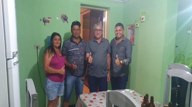 bomba no distrito de tanques comerciante da tradicional familia limeira roseno deixa grupo de oposicao e passa para o grupo do prefeito itamar