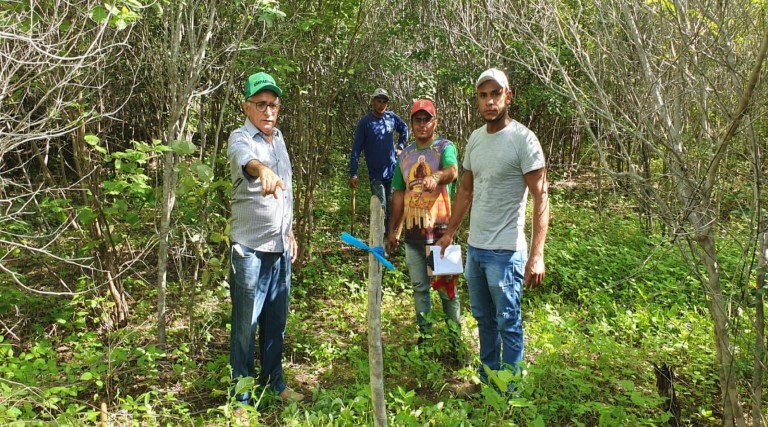 prefeito itamar moreira de poco dantas visita trecho da estrada vicinal que liga os sitios garrancho caje miuns para elaboracao de projeto de melhoria de estradas vicinais