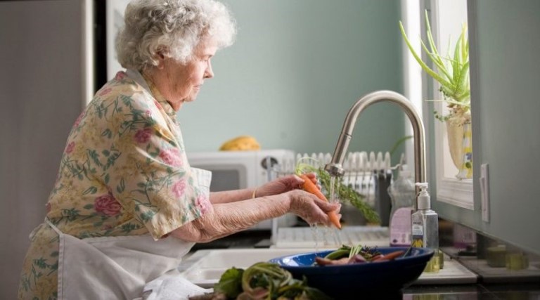 se-voce-tem-mais-de-60-anos-pode-estar-sofrendo-de-sarcopenia-entenda-o-que-e-e-dicas-para-melhorar-sua-qualidade-de-vida