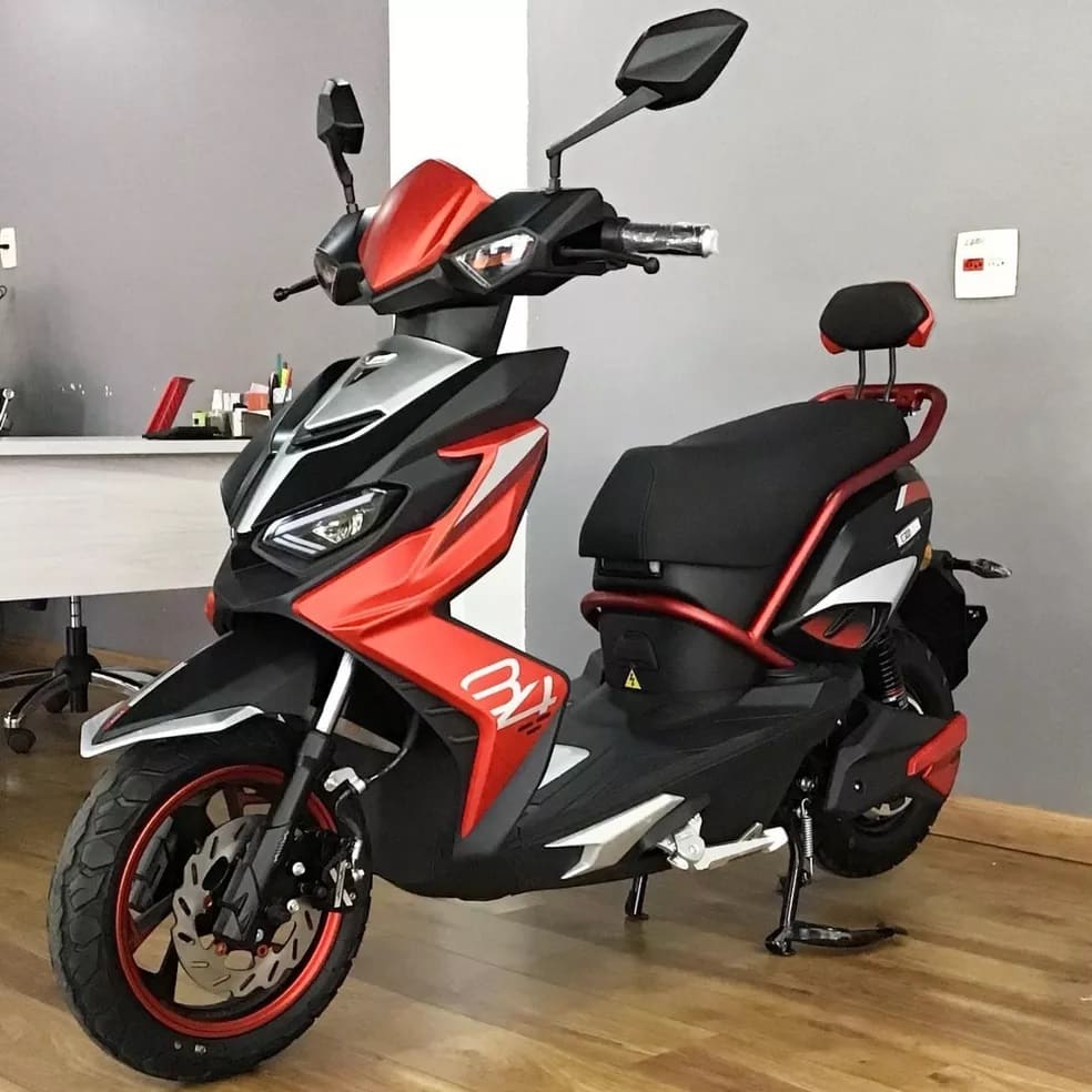 Marca chinesa vende no Brasil scooters elétricas que rodam até 80 km a partir de R$ 8 mil 3 eletrica scooter 1200w