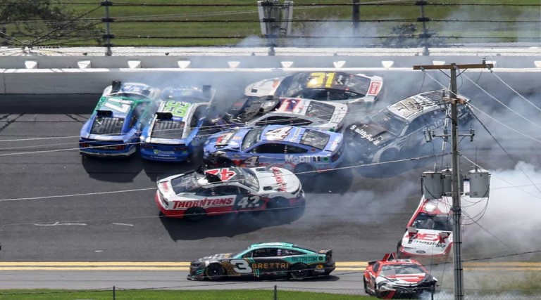 americano-aposta-r-65-na-nascar-e-ganha-r-5-milhoes