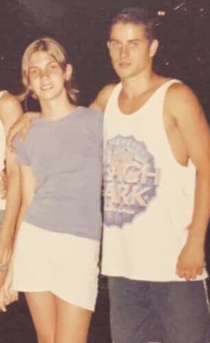 Proibido de namorar, casal se reencontra após 20 anos pelas redes e vai se casar 2 casal antiga e1659259792989