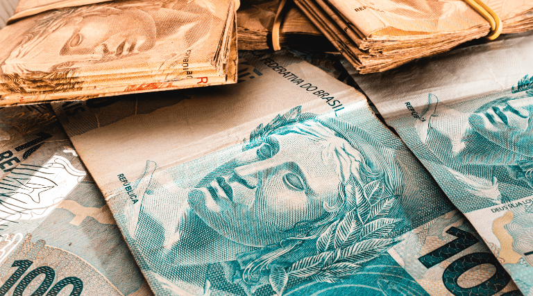 Deputados federais paraibanos já arrecadaram mais de R$ 15,8 milhões dos fundos partidários para financiar campanhas 1 deputados federais paraibanos ja arrecadaram mais de r 158 milhoes dos fundos partidarios para financiar campanhas