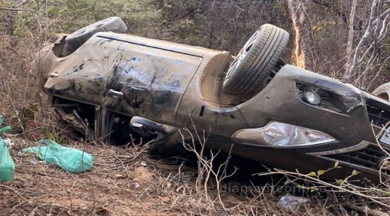 enfermeira-fica-ferida-em-capotamento-de-carro