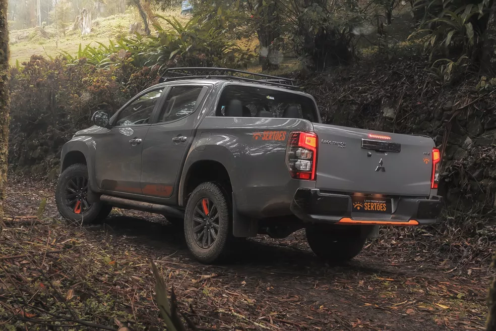 Série especial Mitsubishi L200 Triton Sport Sertões homenageia maior rali das Américas 2 l200 triton sport sertoes serieespecial 2023 leosposito mg 9617