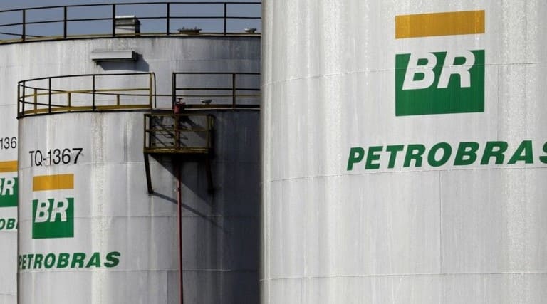 petrobras anuncia reducao do preco do diesel em r 022 por litro e o segundo reajuste em uma semana