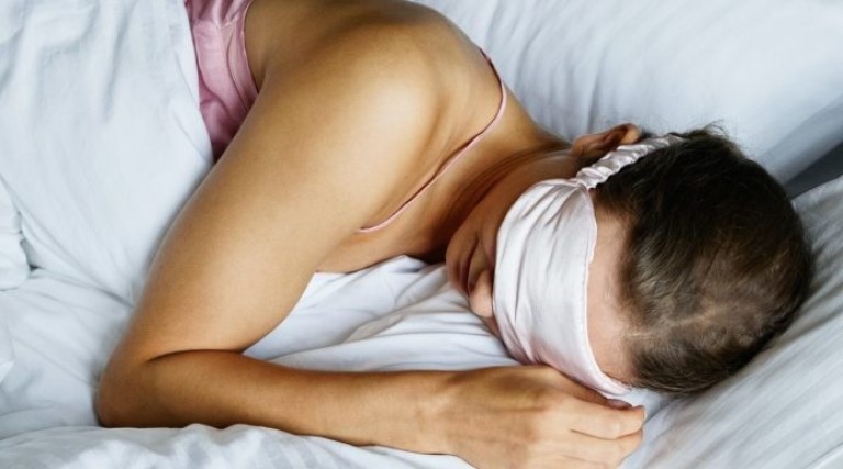 5 alimentos que voce deve evitar se quiser dormir melhor