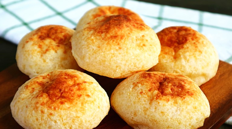 pao de tapioca com queijo