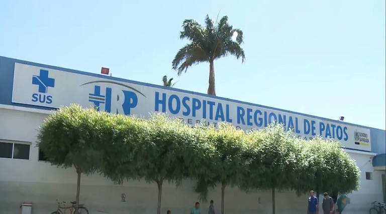 Jovem é vítima de tentativa de feminicídio na frente de filho de 2 anos 1 jovem e vitima de tentativa de feminicidio na frente de filho de 2 anos