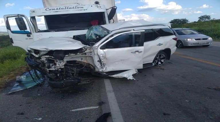 Acidente com paraibanos mata duas pessoas em Pernambuco 1 acidente com paraibanos mata duas pessoas em pernambuco