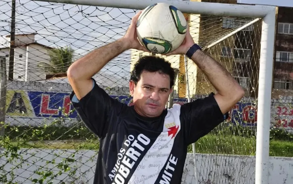 Há mais de 30 anos, goleiro paraibano 'parou' Roberto Dinamite ao defender pênalti; relembre 2 1