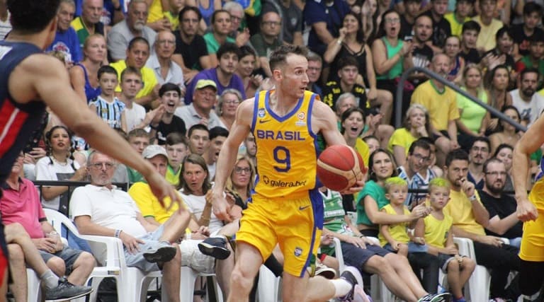 Brasil vence Estados Unidos e garante vaga na Copa do Mundo de Basquete 1 brasil vence estados unidos e garante vaga na copa do mundo de basquete