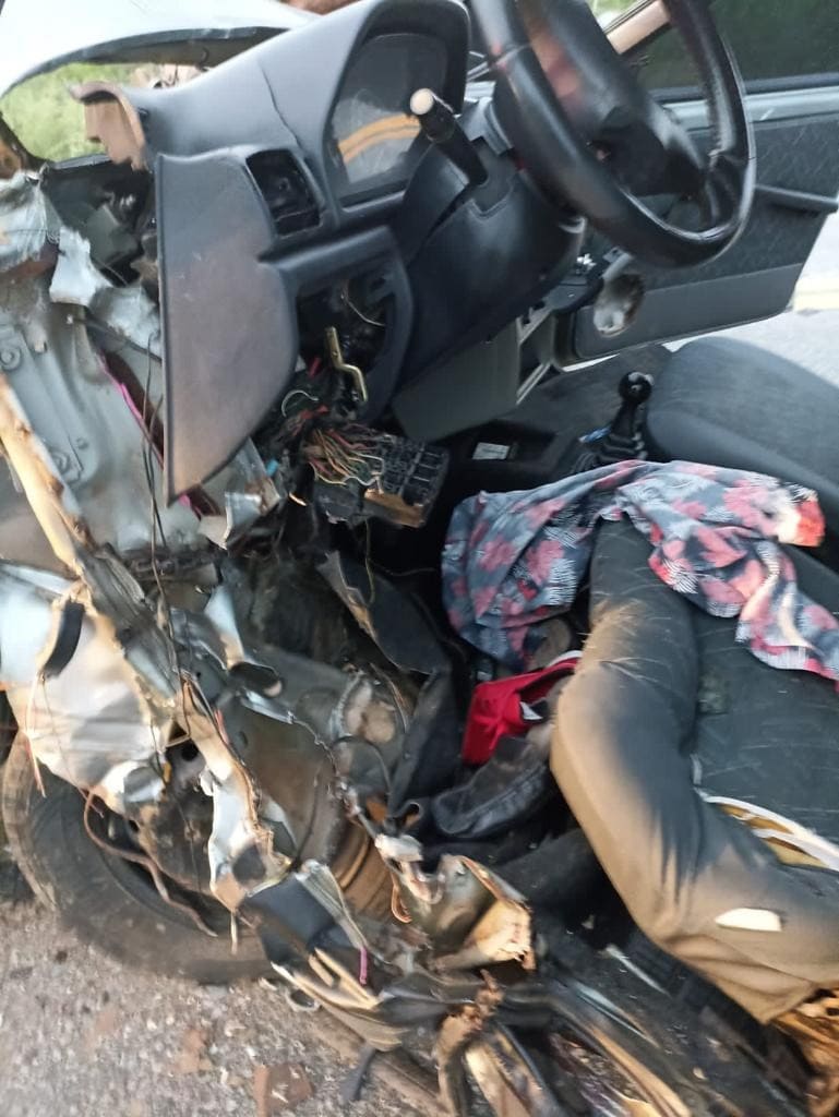 Fotos: Duas pessoas morrem em acidente automobilístico na BR-230 3 5eb7f1686d0f095867731943ecc736cb08bd23a5