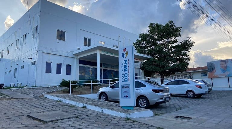 Paciente do Hospital do Bem passa no Enem para medicina 1 paciente do hospital do bem passa no enem para medicina