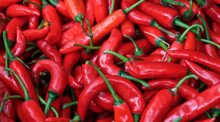 pimenta-adesivo-feito-como-o-alimento-pode-reduzir-dores-em-pessoas-com-diabetes-diz-novo-estudo