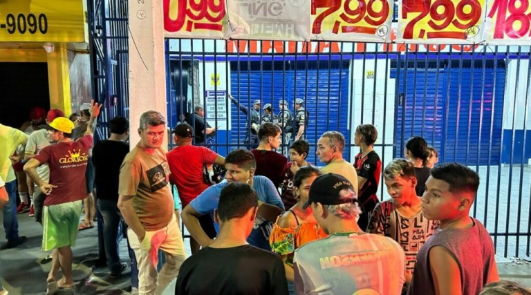 Vídeo: Policial Militar é morto por bandidos enquanto fazia segurança de mercadinho 1 video policial militar e morto por bandidos enquanto fazia seguranca de mercadinho