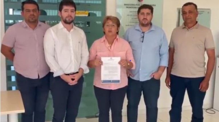 video prefeita de uirauna solicita presenca da policia federal e mp pb no processo de licitacao do hospital municipal