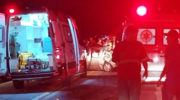 Colisão envolvendo caminhão e carro próximo à Pombal deixa quatro vitimas fatais 1 colisao envolvendo caminhao e carro proximo a pombal deixa quatro vitimas fatais