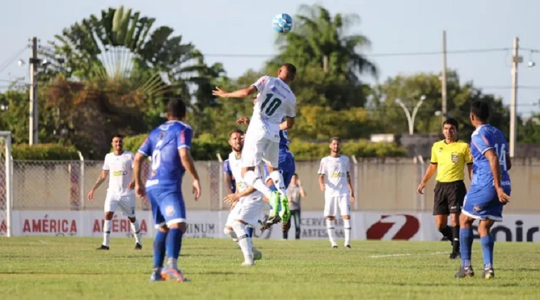 Esquerdinha credita derrota do Nacional de Patos a “pecados” cometidos 1 esquerdinha credita derrota do nacional de patos a pecados cometidos