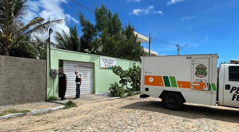 Quatro policiais civis são mortos por colega da corporação em delegacia regional de Camocim 1 quatro policiais civis sao mortos por colega da corporacao em delegacia regional de camocim