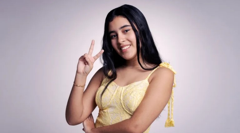 the-voice-kids-mirelly-raiane-nunca-fez-aulas-de-canto-e-teve-voz-comparada-a-de-rihanna