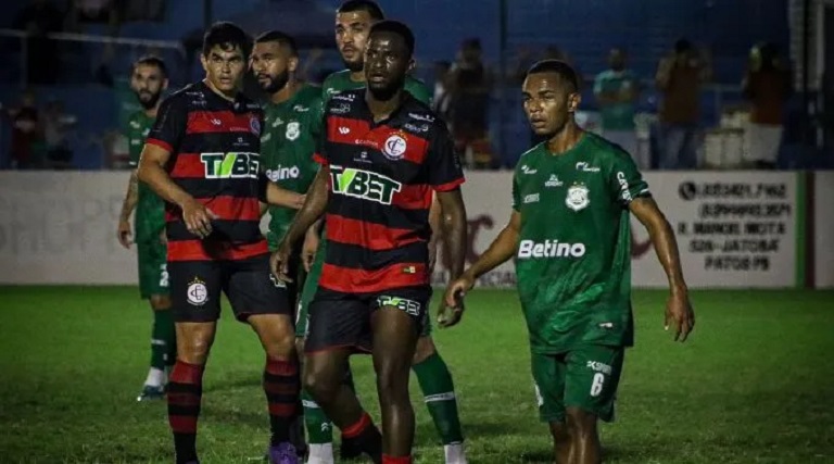 Nacional de Patos vence o Campinense e assume liderança do Grupo 3