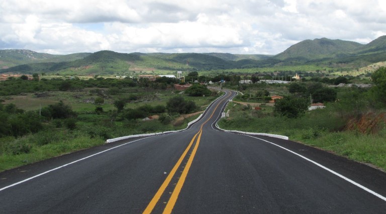Notícia boa para Poço Dantas: Estrada da BR 434 será estendida até o Ceará