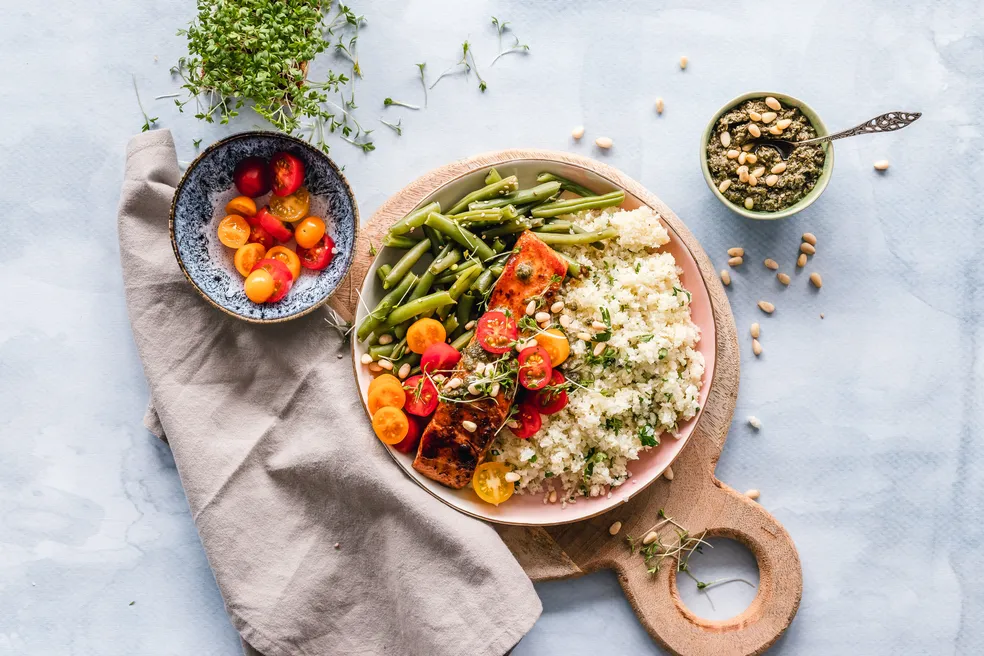 O que você deve comer no pré e pós-treino 5 ella olsson kpdbryfotne unsplash