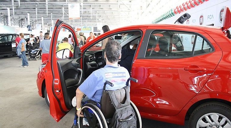 teto de carro para pcd pode chegar a r 300 mil com novo projeto de lei