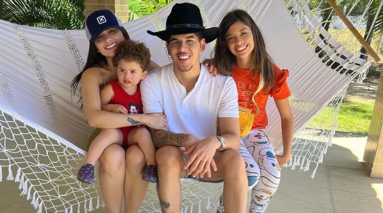 ze-vaqueiro-agradece-carinho-do-publico-e-atualiza-estado-de-saude-do-filho-mais-novo