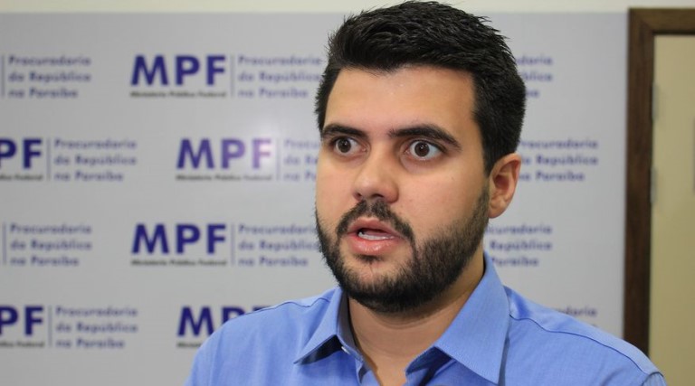 Deputados aprovam pagamento de hora extra a policiais e bombeiros na Paraíba 1 deputados aprovam pagamento de hora extra a policiais e bombeiros na paraiba