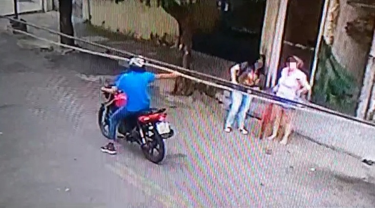 Assaltante atira em mae e filha em Fortaleza imagem e forte