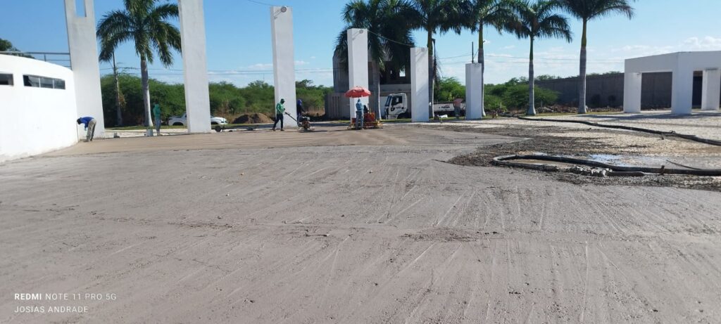 "Uiraúna: A Transformação do Piso da Praça Joca Claudino" 2 WhatsApp Image 2023 11 08 at 15.58.051