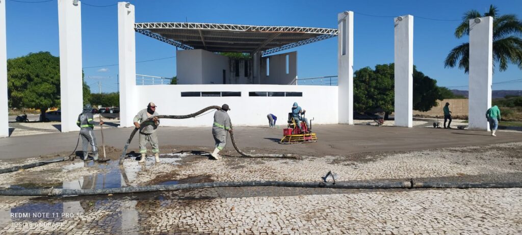 "Uiraúna: A Transformação do Piso da Praça Joca Claudino" 6 WhatsApp Image 2023 11 08 at 15.58.06