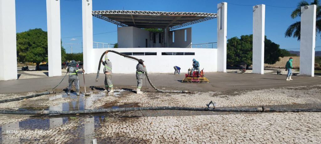 "Uiraúna: A Transformação do Piso da Praça Joca Claudino" 5 WhatsApp Image 2023 11 08 at 15.58.061