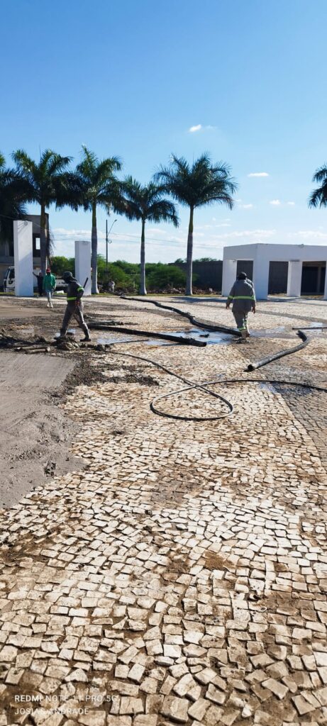 "Uiraúna: A Transformação do Piso da Praça Joca Claudino" 10 WhatsApp Image 2023 11 08 at 15.58.273